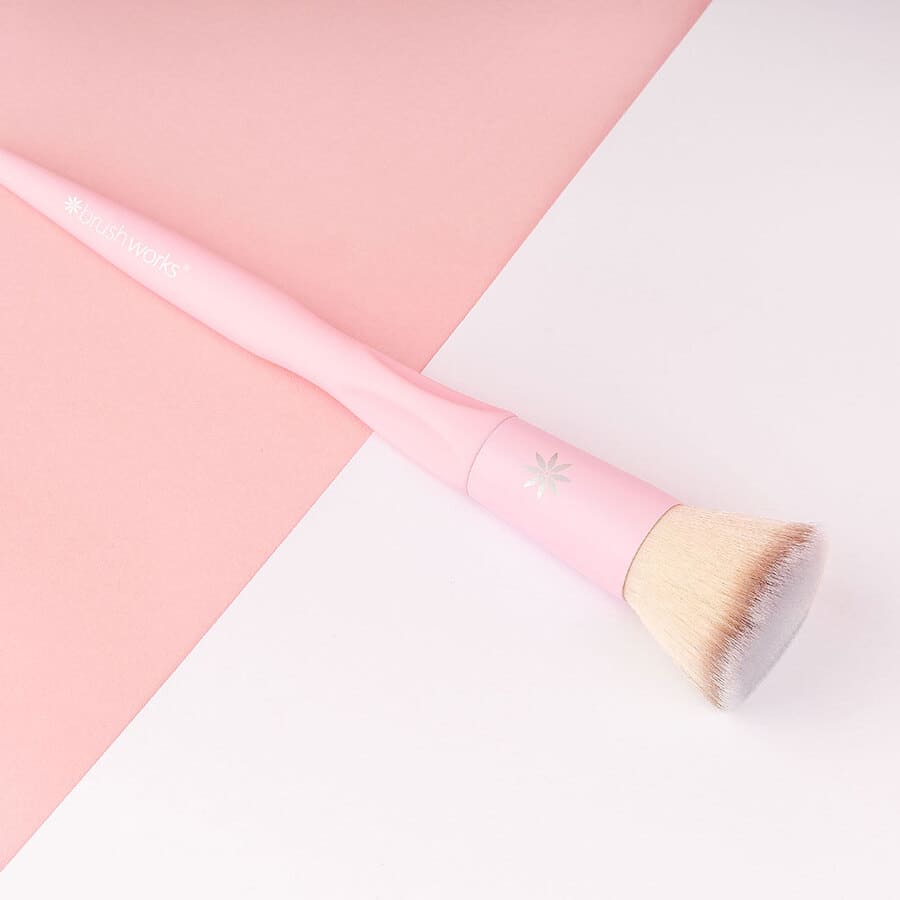 Brocha Corte Plano para Base de Maquillaje HD Rosa Brushworks